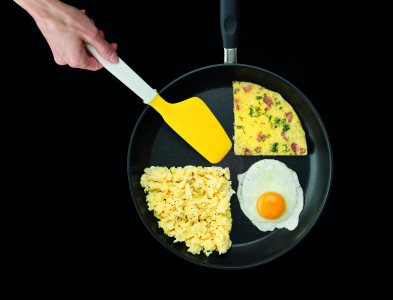 Elevate Egg Spatula